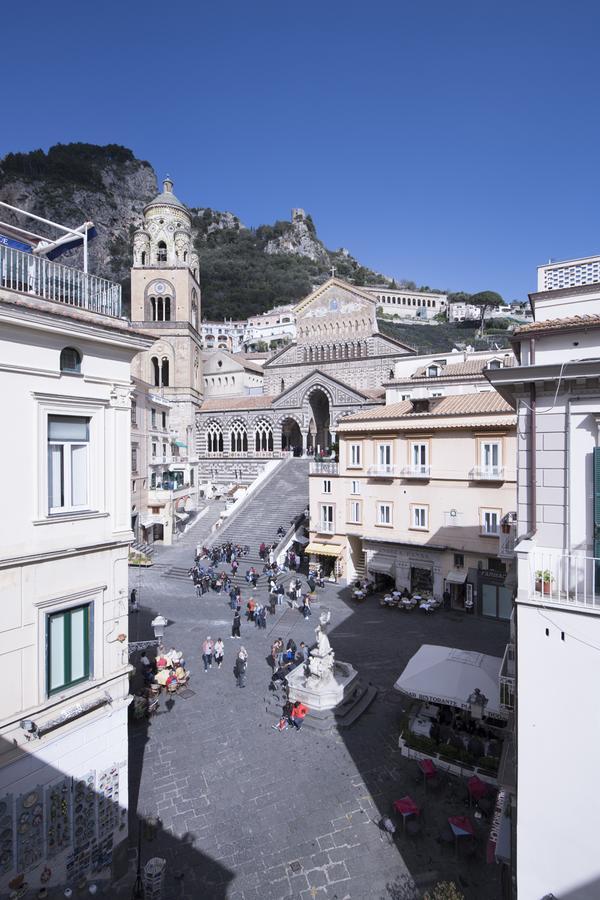 Hotel La Bambagina Amalfi Exterior foto