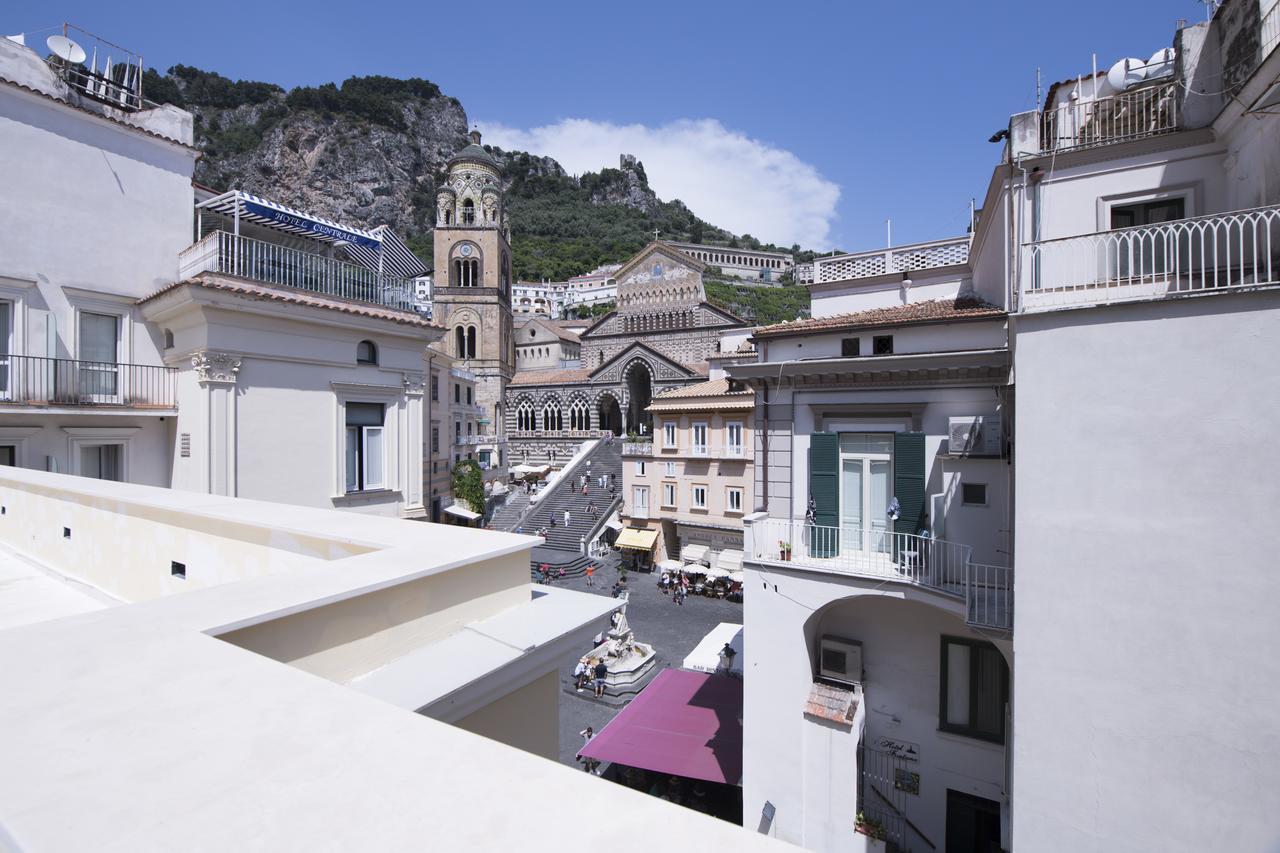 Hotel La Bambagina Amalfi Exterior foto